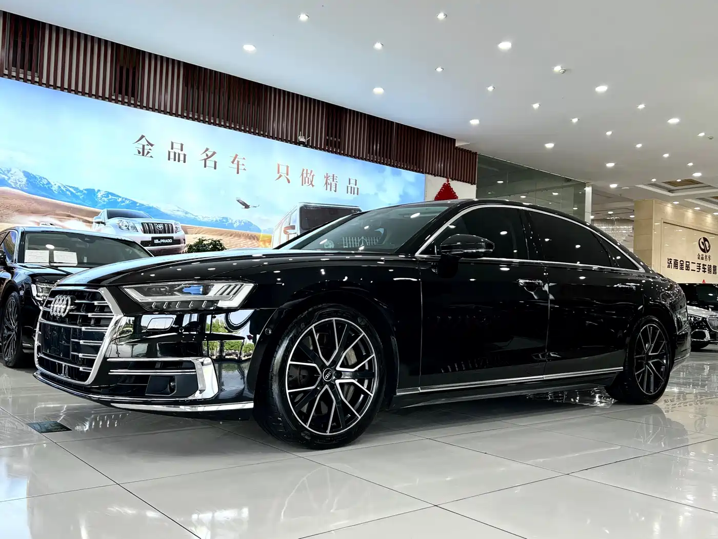 Audi A8 2021 A8L 60 TFSI quattro Premium фото 2
