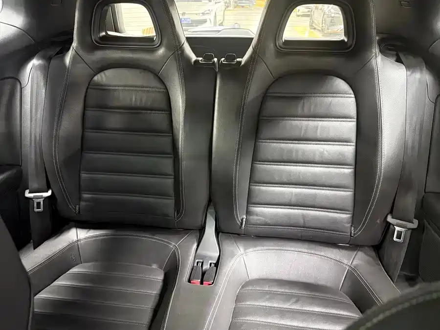 Volkswagen Scirocco 2011 2.0TSI R-Line фото 11