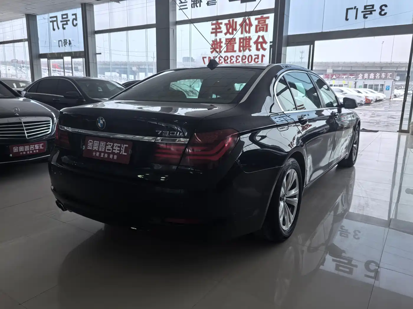 BMW 7 Series 2011 730Li Elegance фото 17