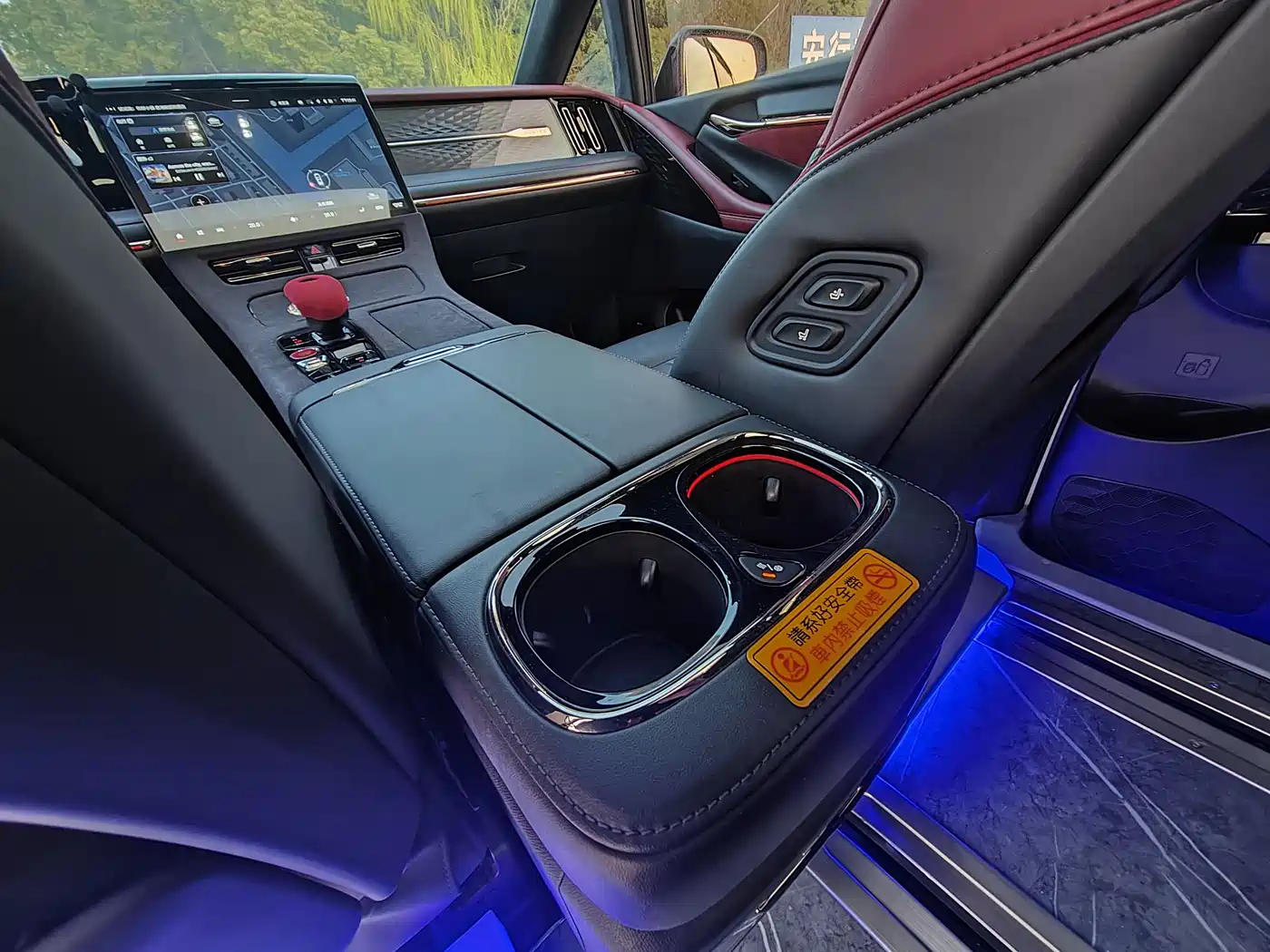 GAC Trumpchi Trumpchi M8 2023 Model Master Series Hybrid Royal Edition фото 8
