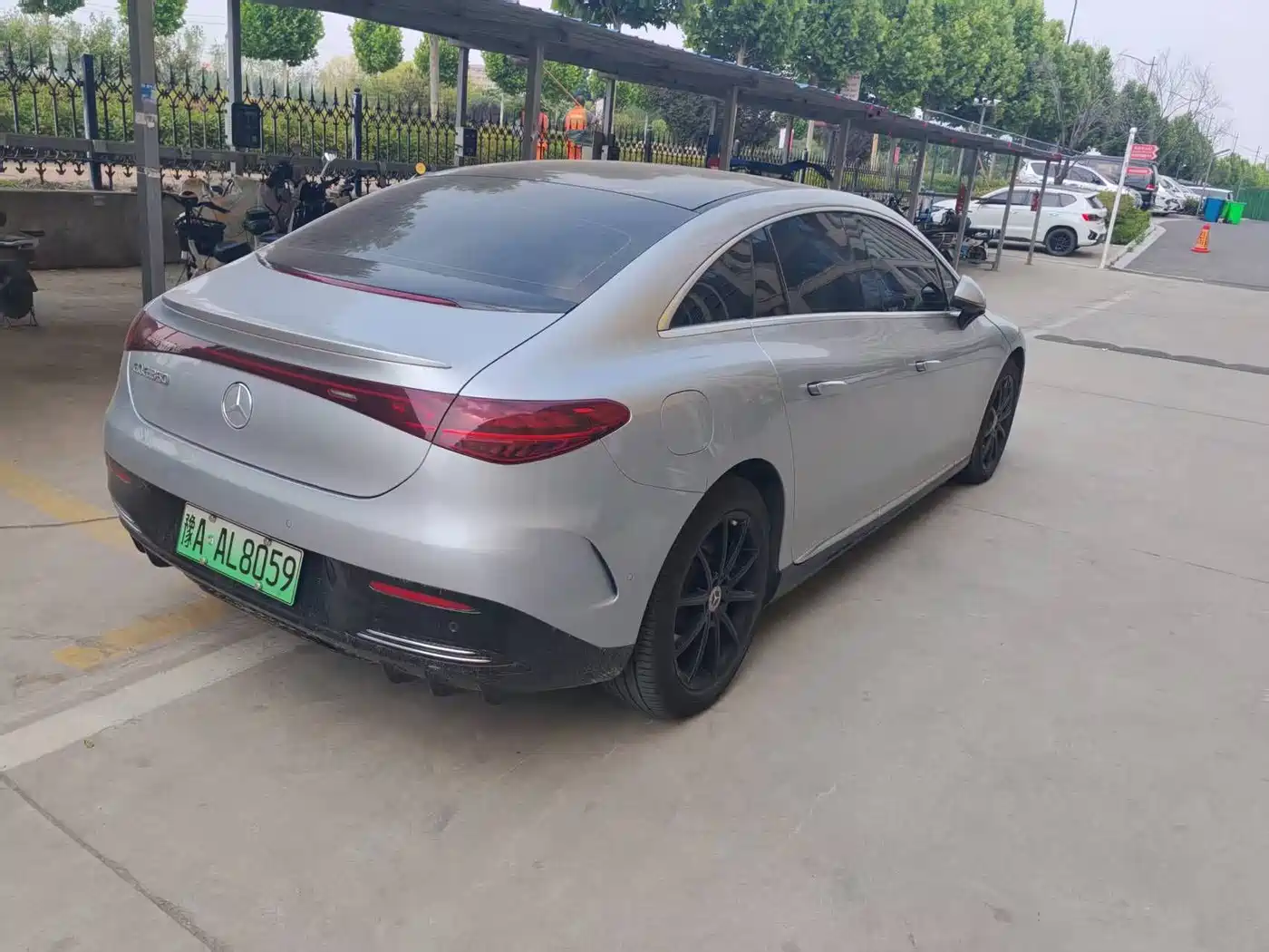 Mercedes-Benz EQE 2022 350 Pioneer Edition фото 6