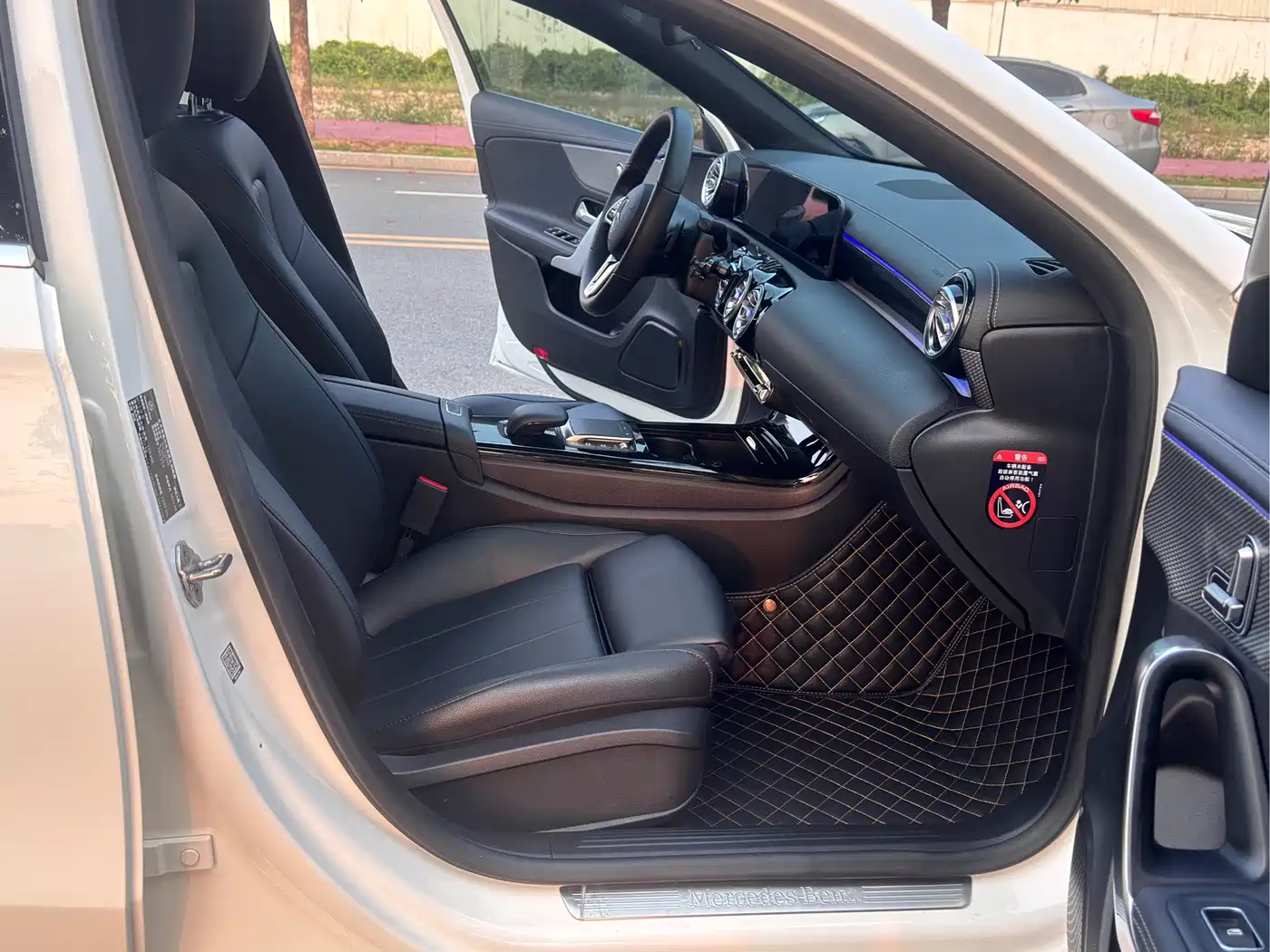 MERCEDES-BENZ A CLASS