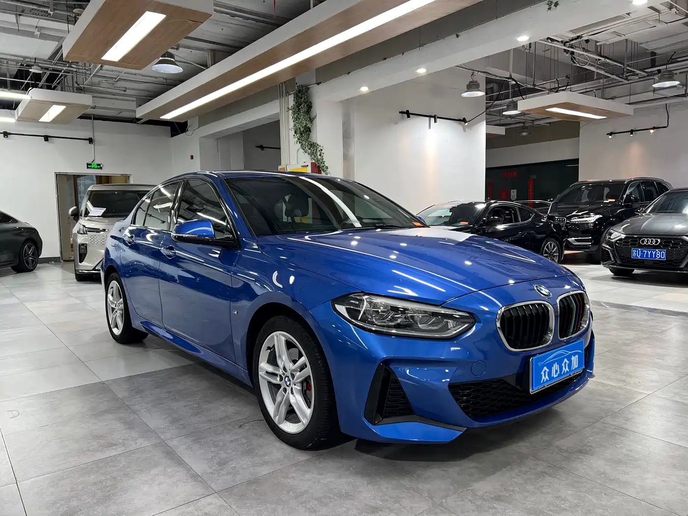 BMW 1 Series 2019 118i M Sport Package фото 3