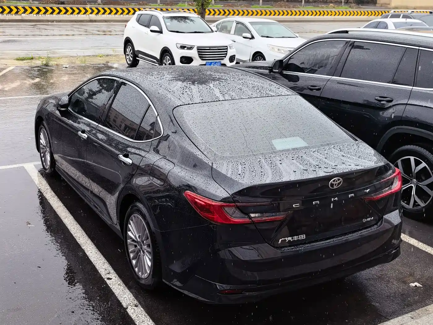 Фото 7 - Toyota Camry