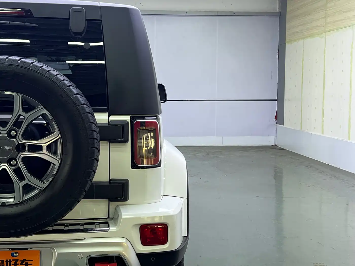 BAIC ORV Beijing Offroad BJ40 2024 2.0T Urban Hunter Glory Edition фото 7