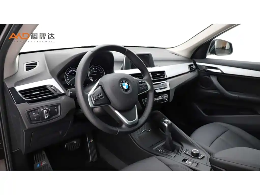 BMW X1 2019 sDrive20Li Leading Model фото 6