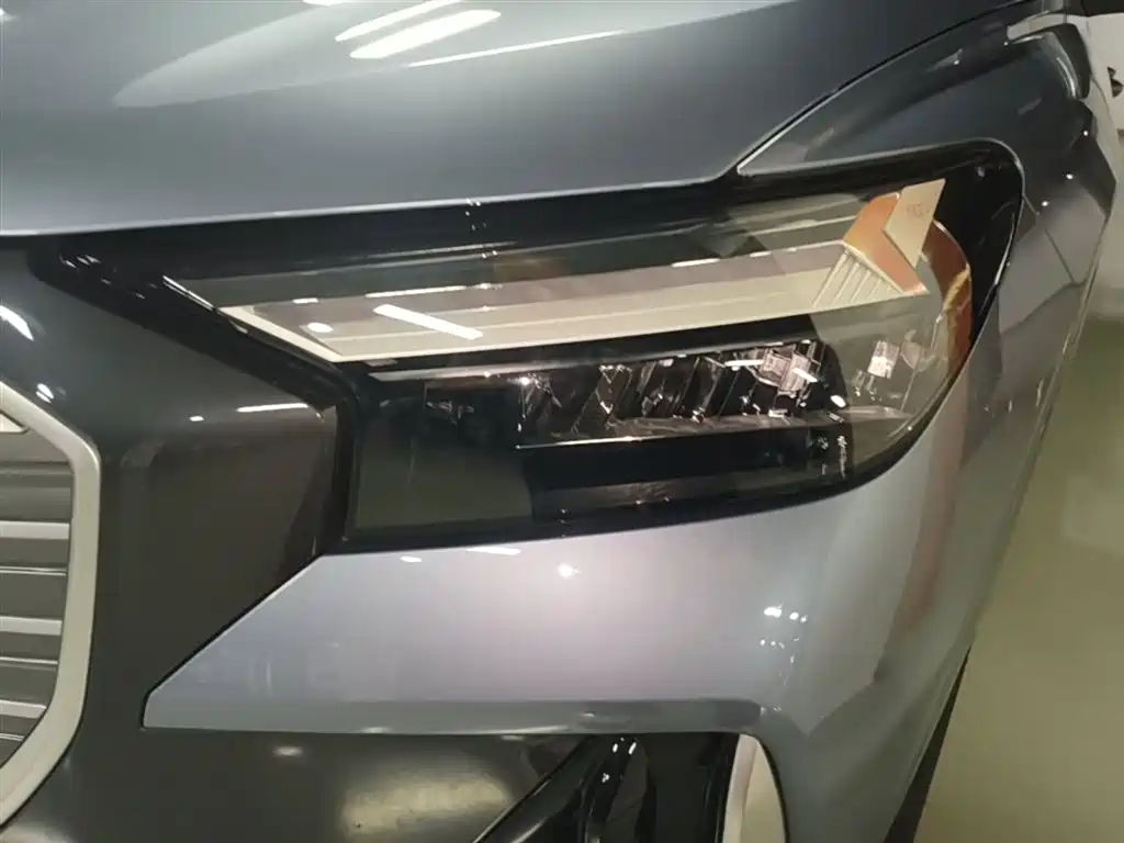 Audi Q4 e-tron 2023 50 e-tron quattro Creation Edition фото 24
