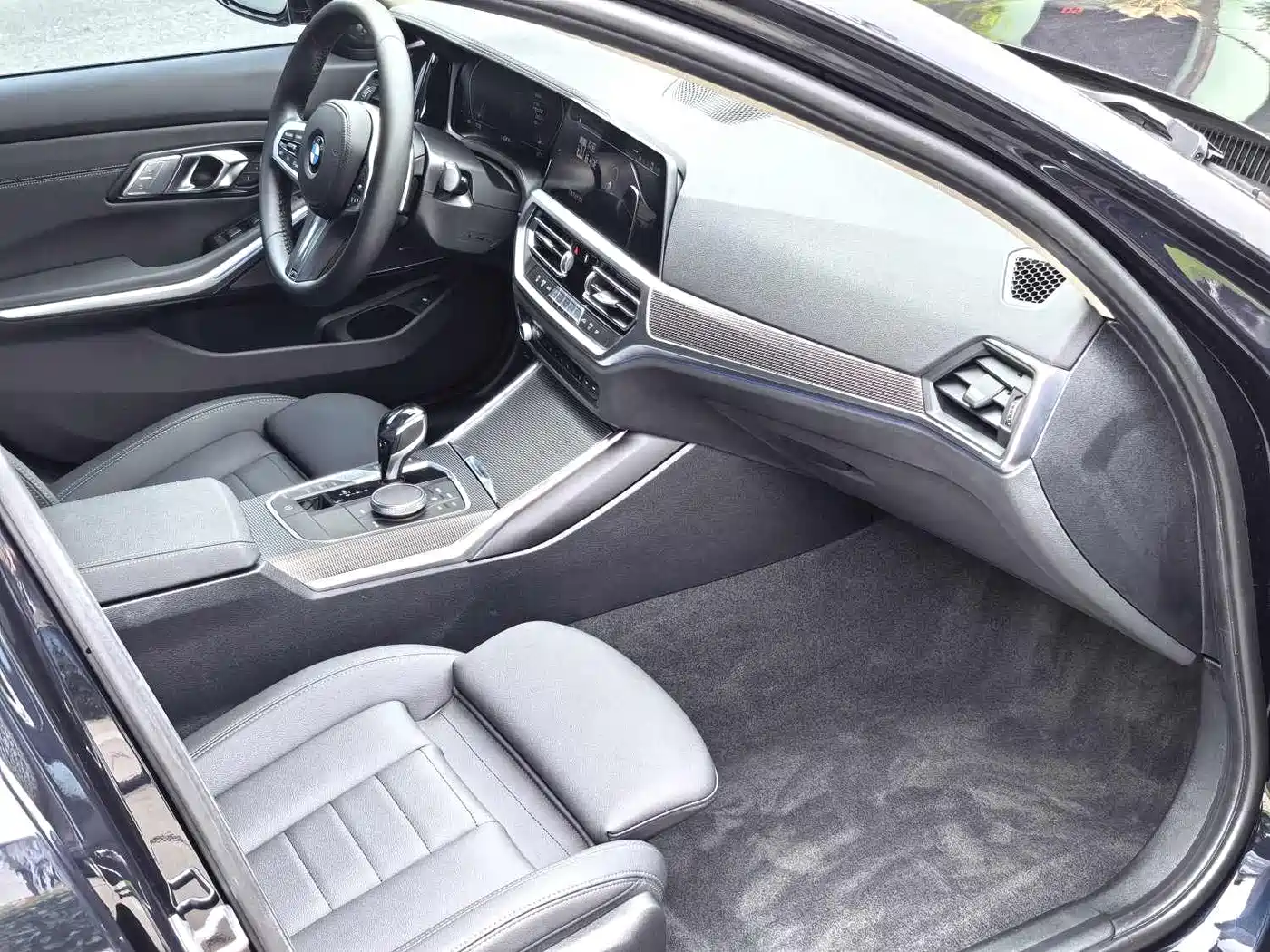 BMW 3 Series 2020 325Li M Sport Black Night Package фото 5