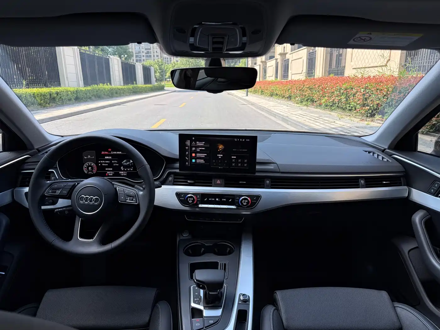 Audi A4L 2020 40 TFSI Luxury Dynamic фото 11