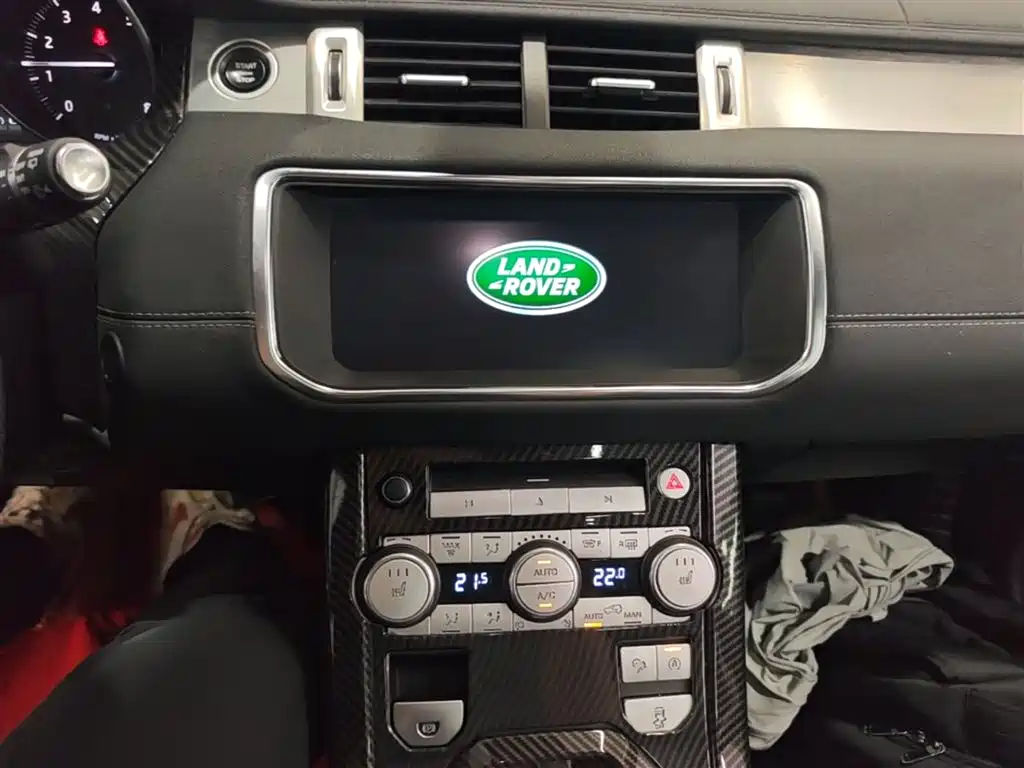 Land Rover Range Rover Evoque 2017 2.0T SE PLUS Smart Enjoy Edition фото 13