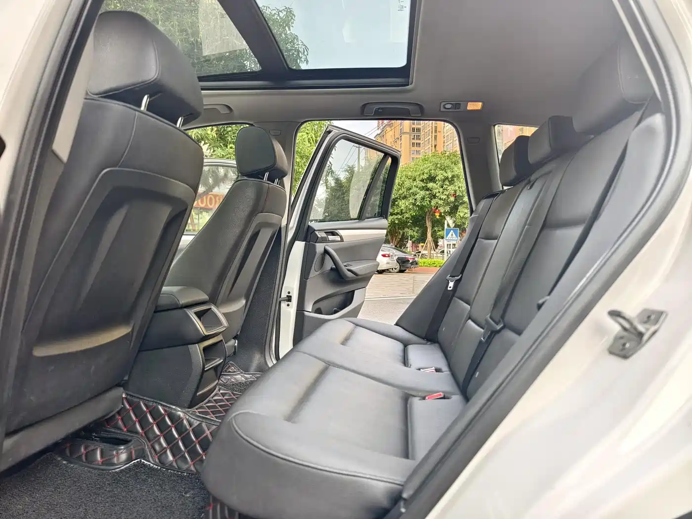 BMW X3 (Import) 2016 sDrive20i фото 8