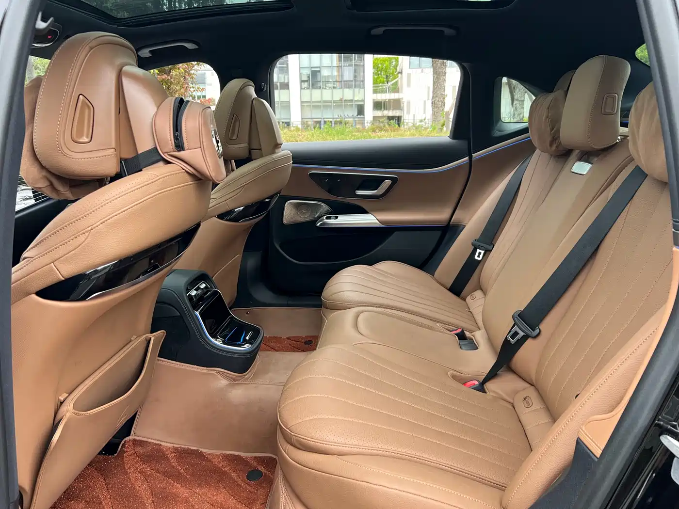 Mercedes-Benz E-Class 2024 Facelift E 260 L фото 14