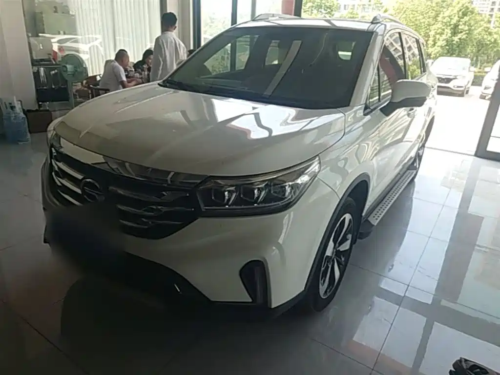 GAC Trumpchi Trumpchi GS4 2018 235T Automatic 2WD Luxury Smart Connect фото 2