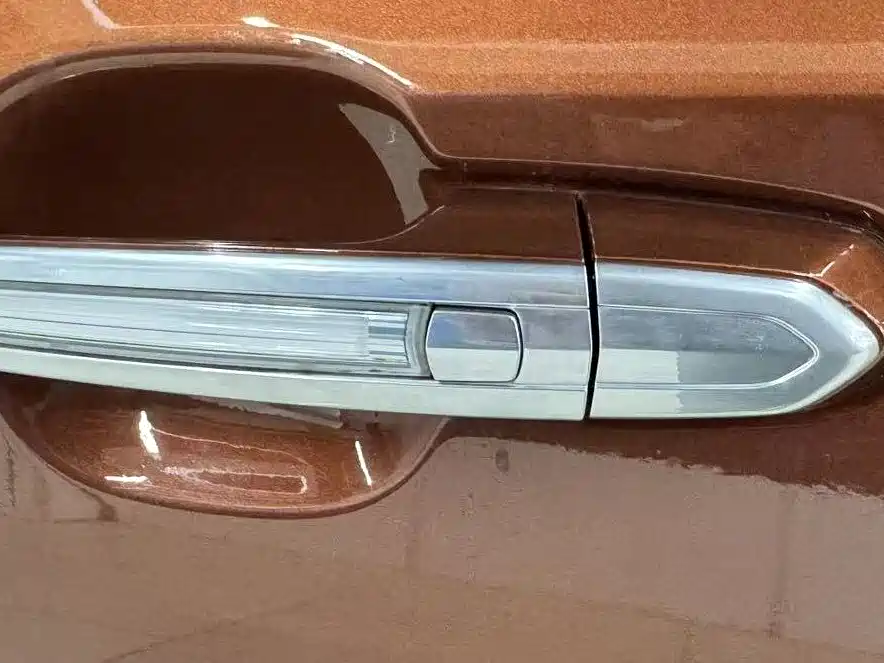 Cadillac XT4 2018 Model 28T 4WD Leading фото 8