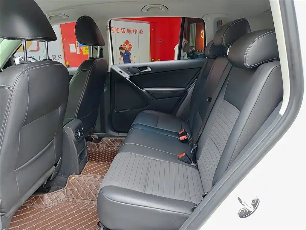 Volkswagen Tiguan 2016 280TSI Automatic 2WD Silk Road Fashion Edition фото 8