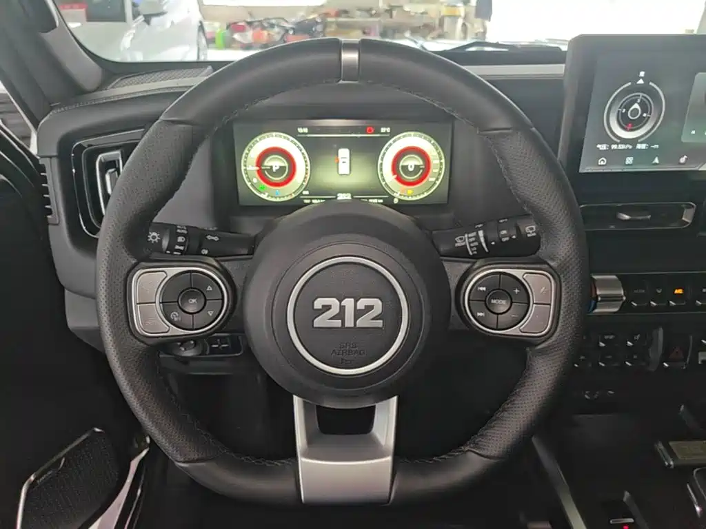 212 T01 2025 2024 2.0T Mechanic
