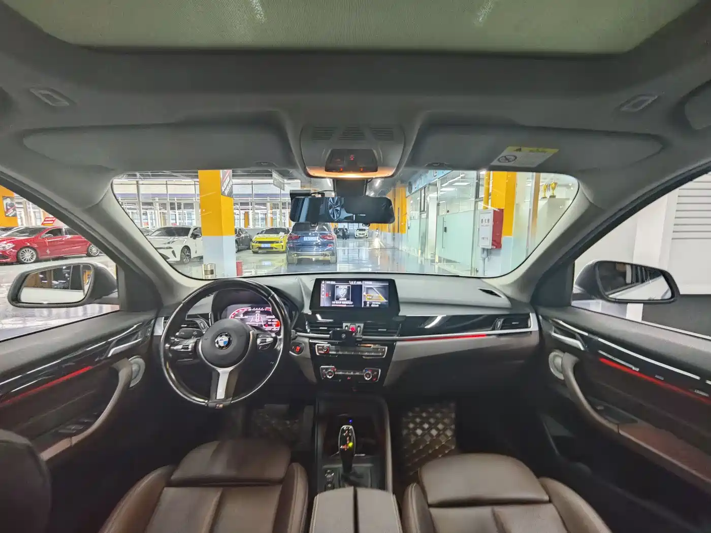 BMW X1 2022 sDrive25Li Leading фото 8