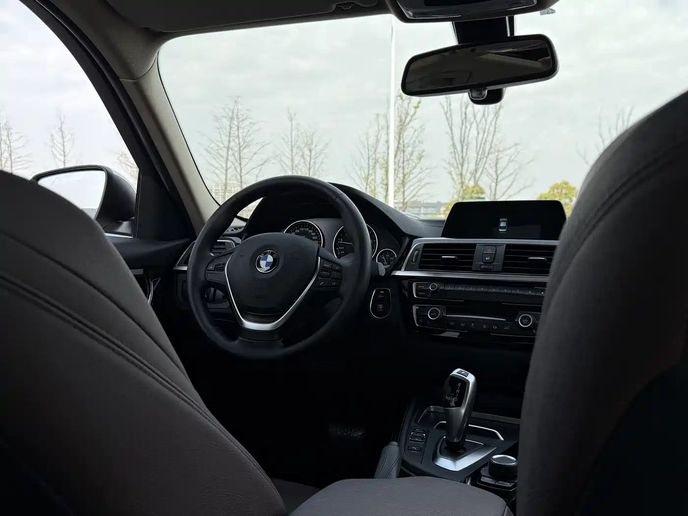 BMW 3 Series 2018 320Li Fashion Style фото 14