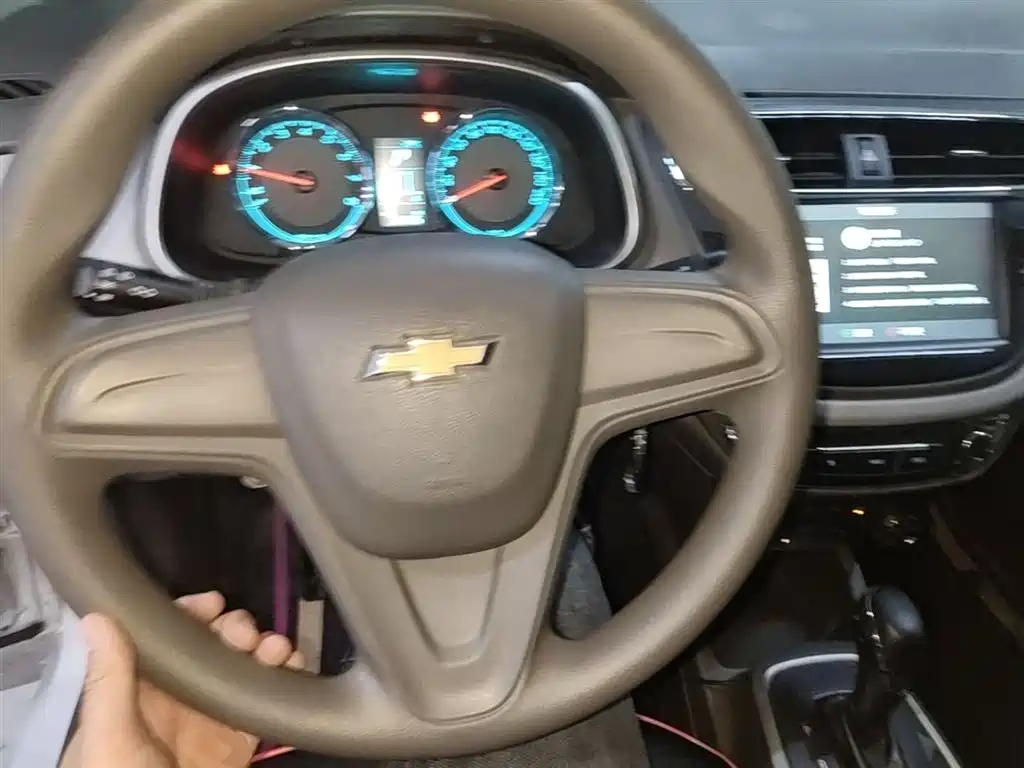 Chevrolet Lova RV 2016 1.5L Automatic Easy-Ride фото 11