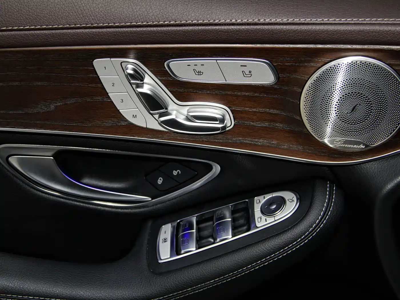 Mercedes-Benz GLC 2022 Model GLC 300 L 4MATIC Dynamic Edition фото 30