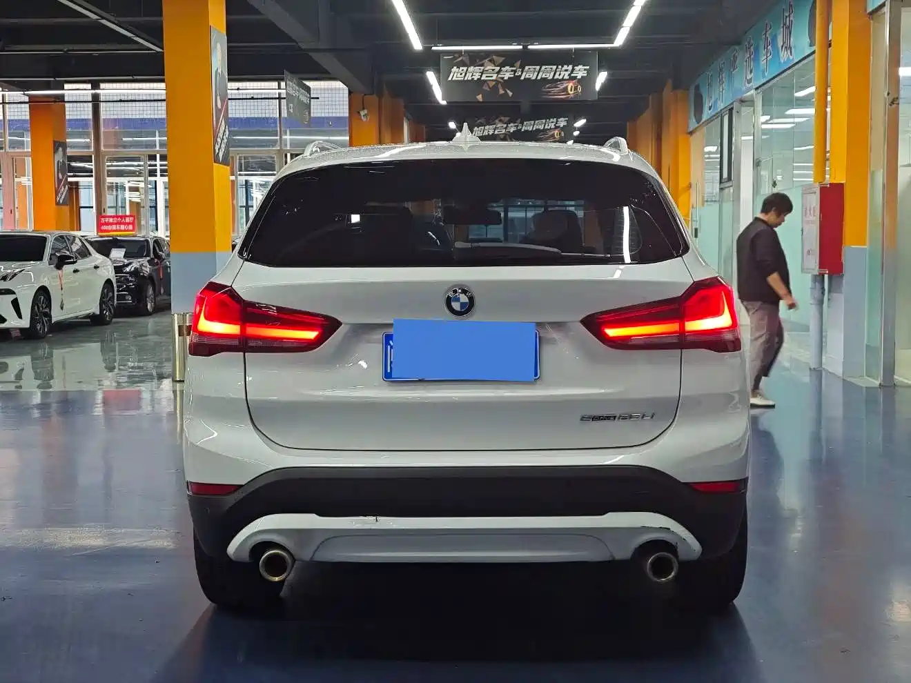 BMW X1 2022 sDrive25Li Leading фото 4