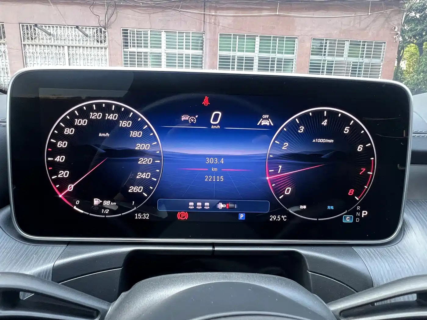 Mercedes-Benz C-Class 2025 C 200 L Sport Edition фото 16