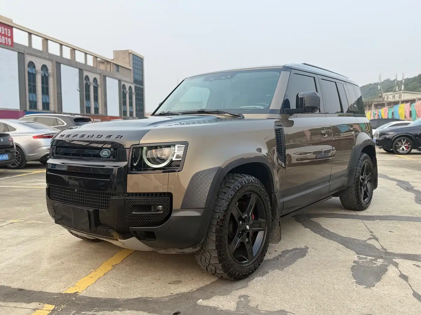 Land Rover Defender 2020 Model 110 P400 HSE