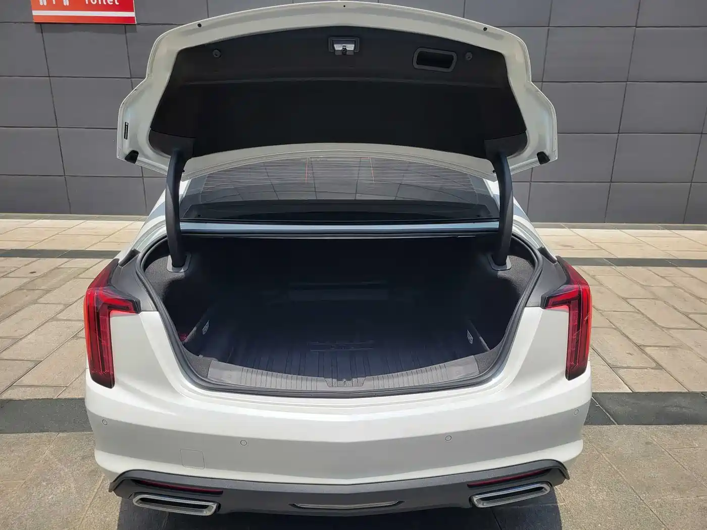 Cadillac CT5 2025 Model 28T Urban Sport Edition фото 15