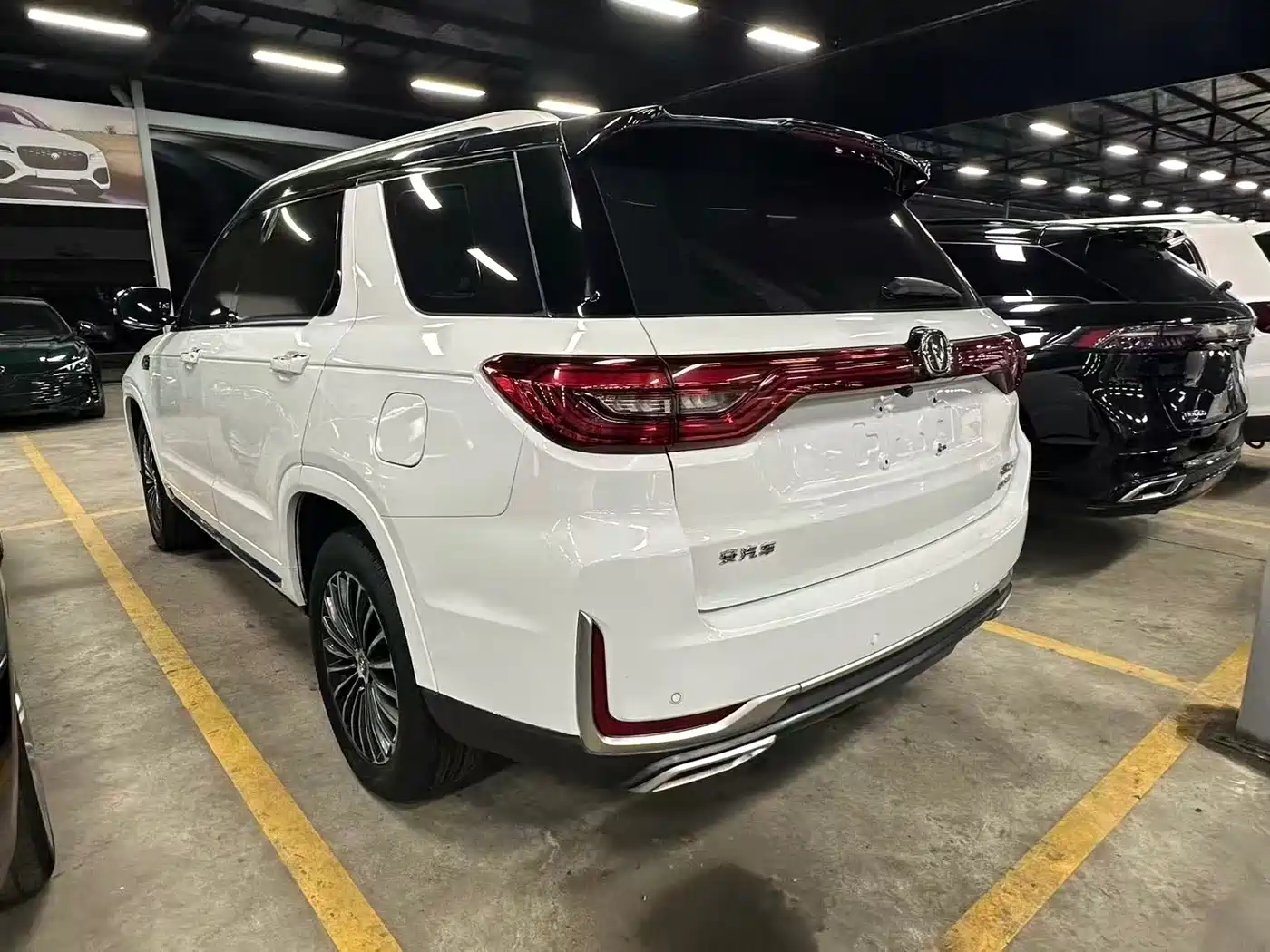 CHANGAN CS95