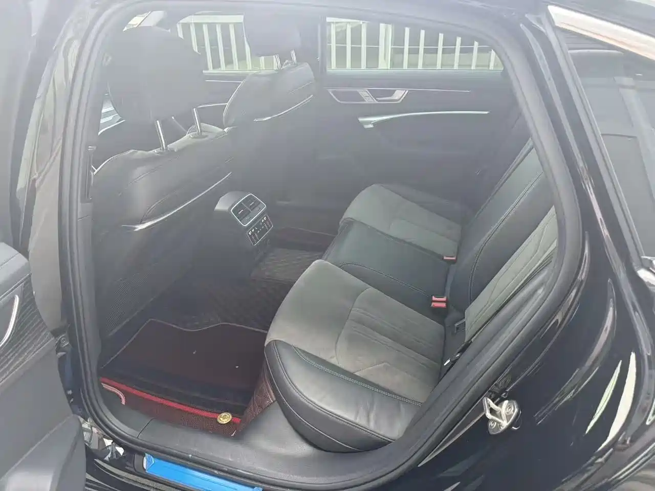 Audi A6L 2023 Facelift 45 TFSI quattro Premium Dynamic фото 8