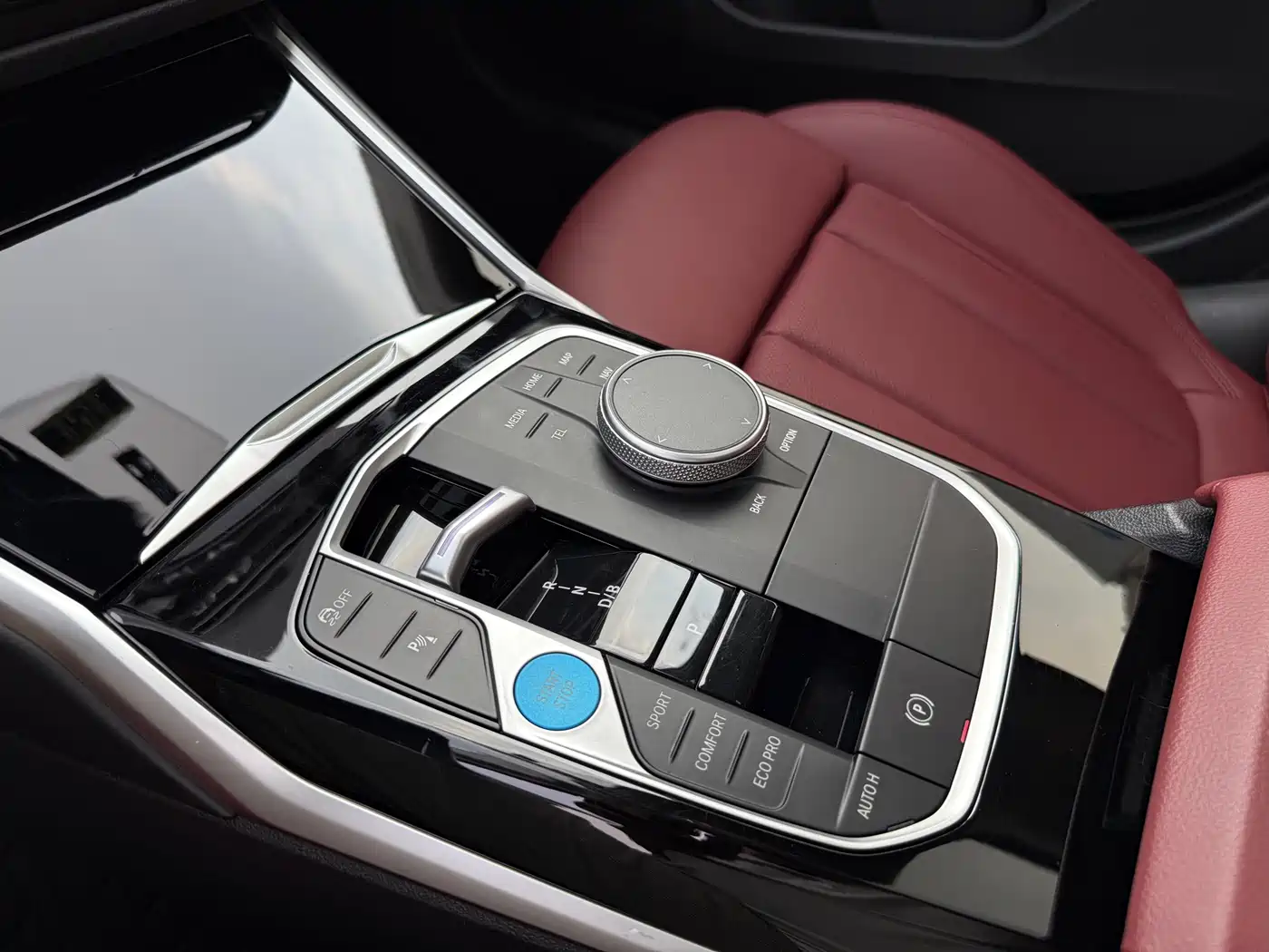 BMW i4 2023 eDrive35 фото 11