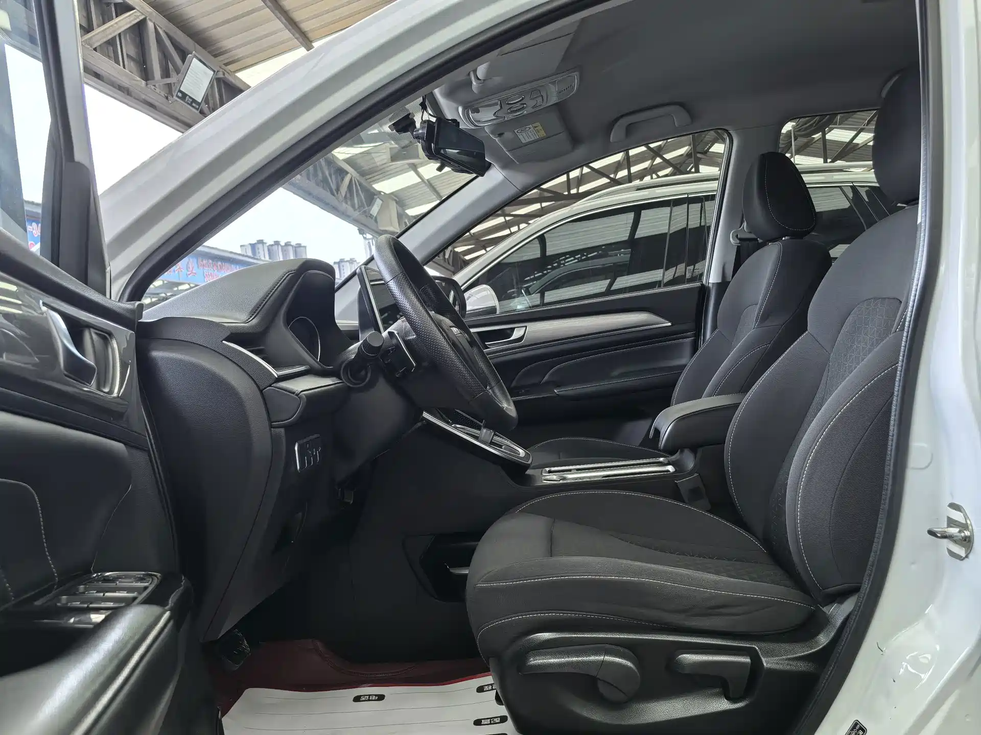 Фото 4 - Haval M6