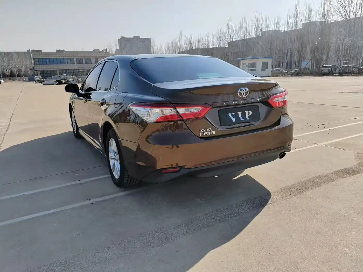 Toyota Camry 2018 2.0E Premium Edition фото 9