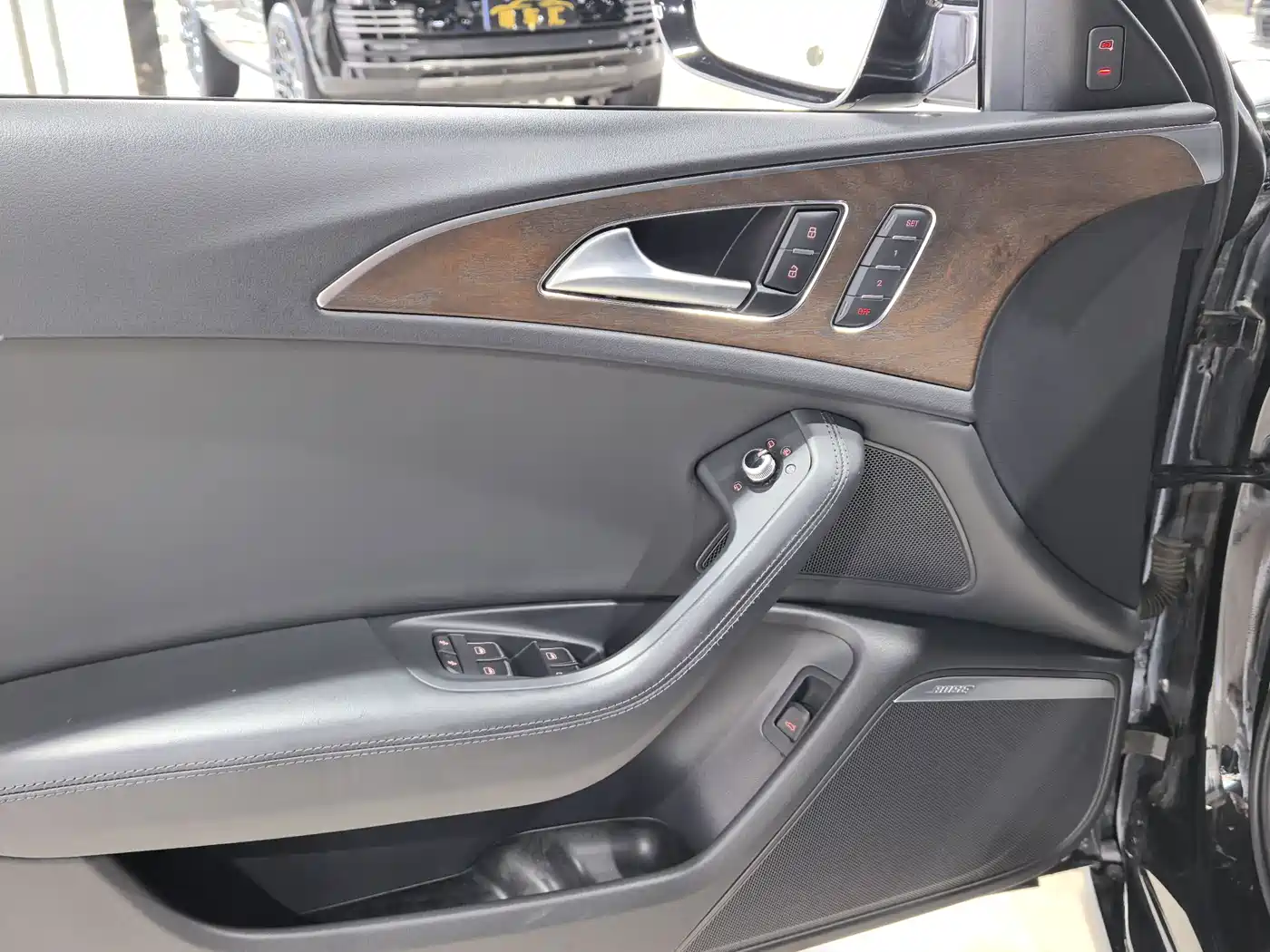 Audi A6L 2014 50 TFSI quattro Luxury фото 8