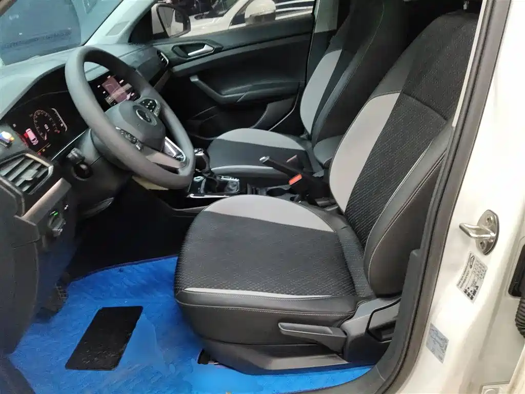 Volkswagen Tanying 2020 1.5L Automatic Joy Edition фото 15