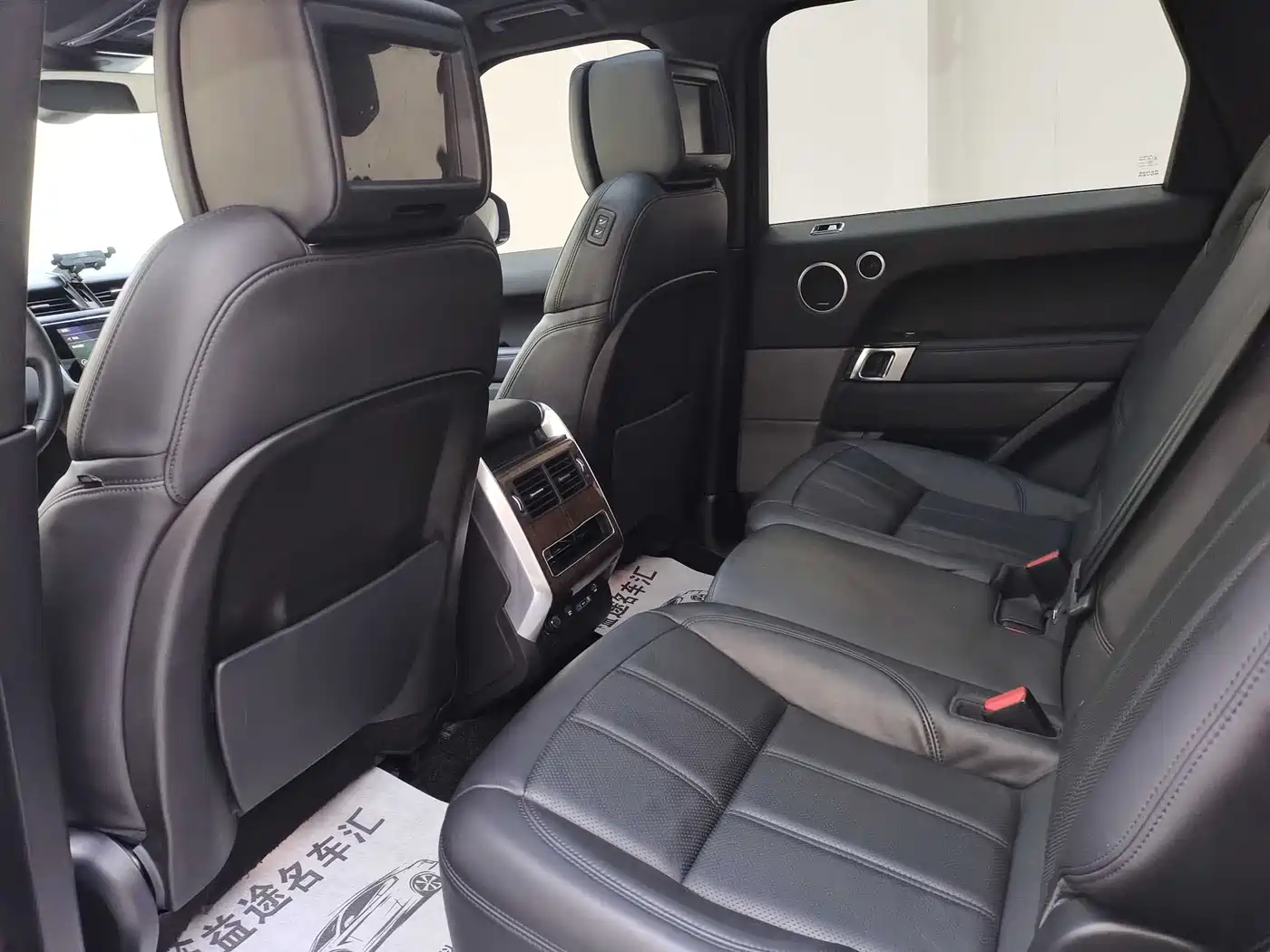 Land Rover Range Rover Sport PHEV 2018 Model P400e фото 9