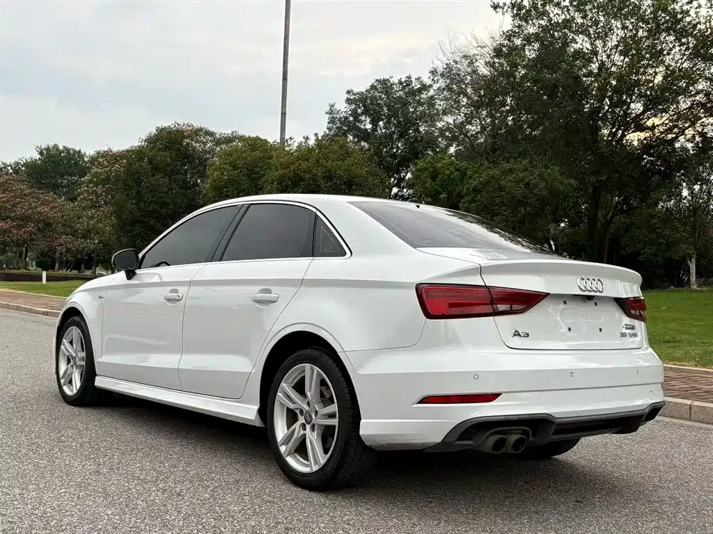 Audi A3 2019 Limousine 35 TFSI Fashion China V фото 5