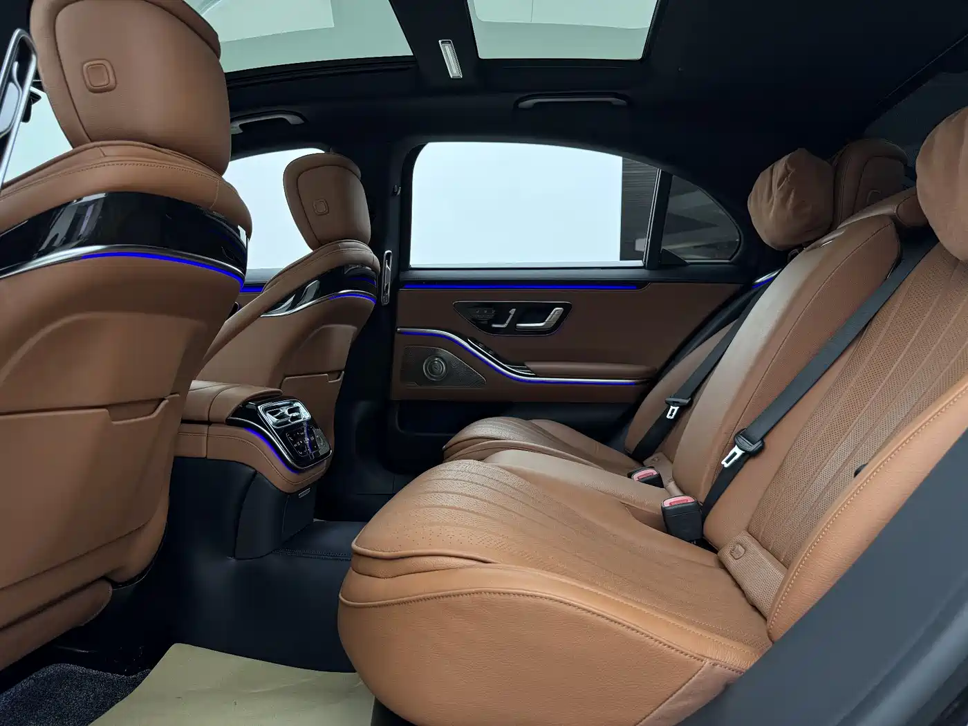 Mercedes-Benz S-Class 2023 Model S 400 L Luxury Edition фото 15
