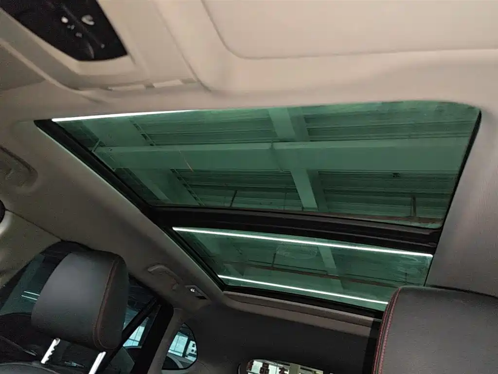 BMW X1 2018 xDrive20Li Premium Model фото 18