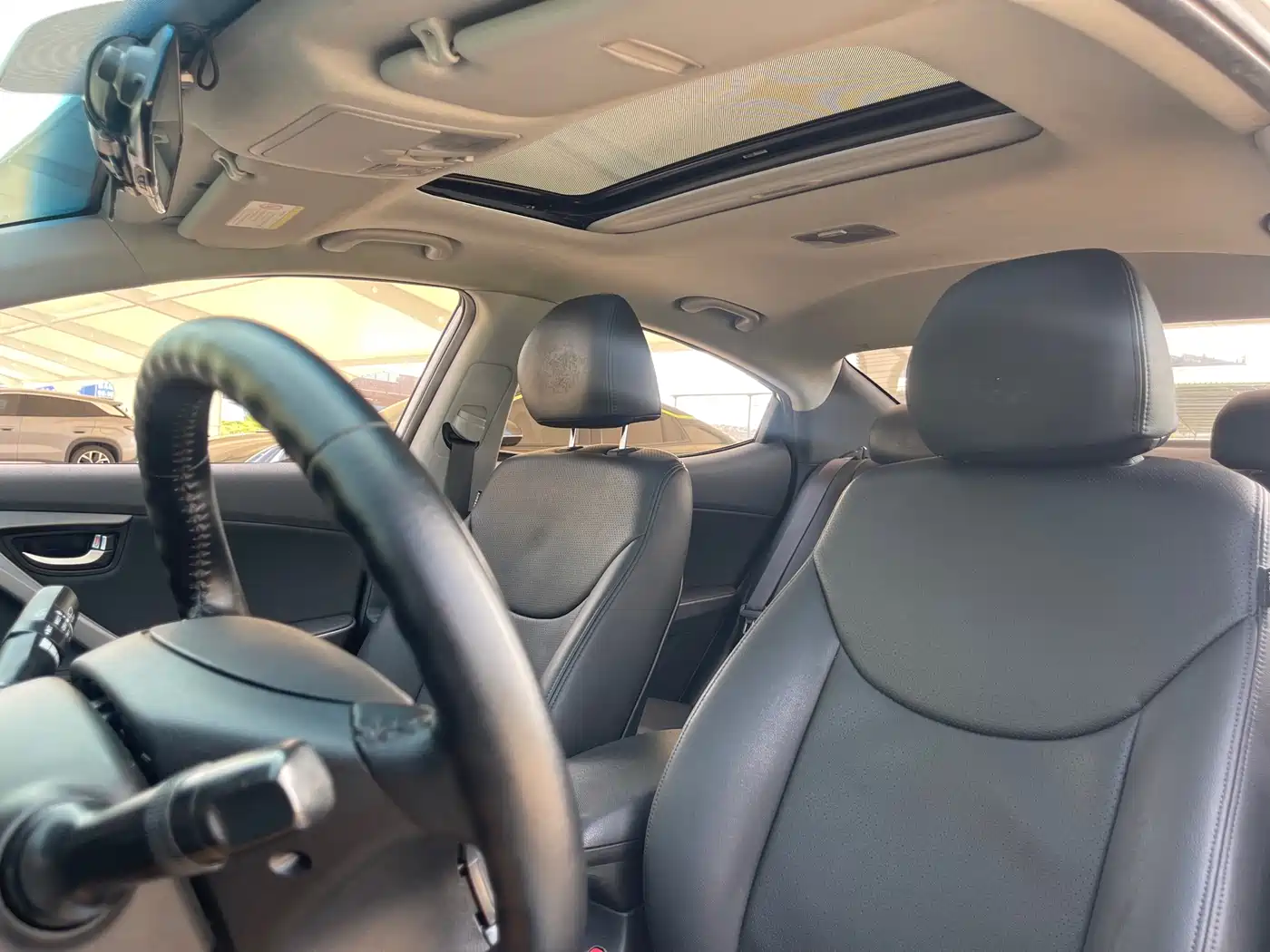 Hyundai Langdong 2015 1.6L Auto Exclusive фото 14