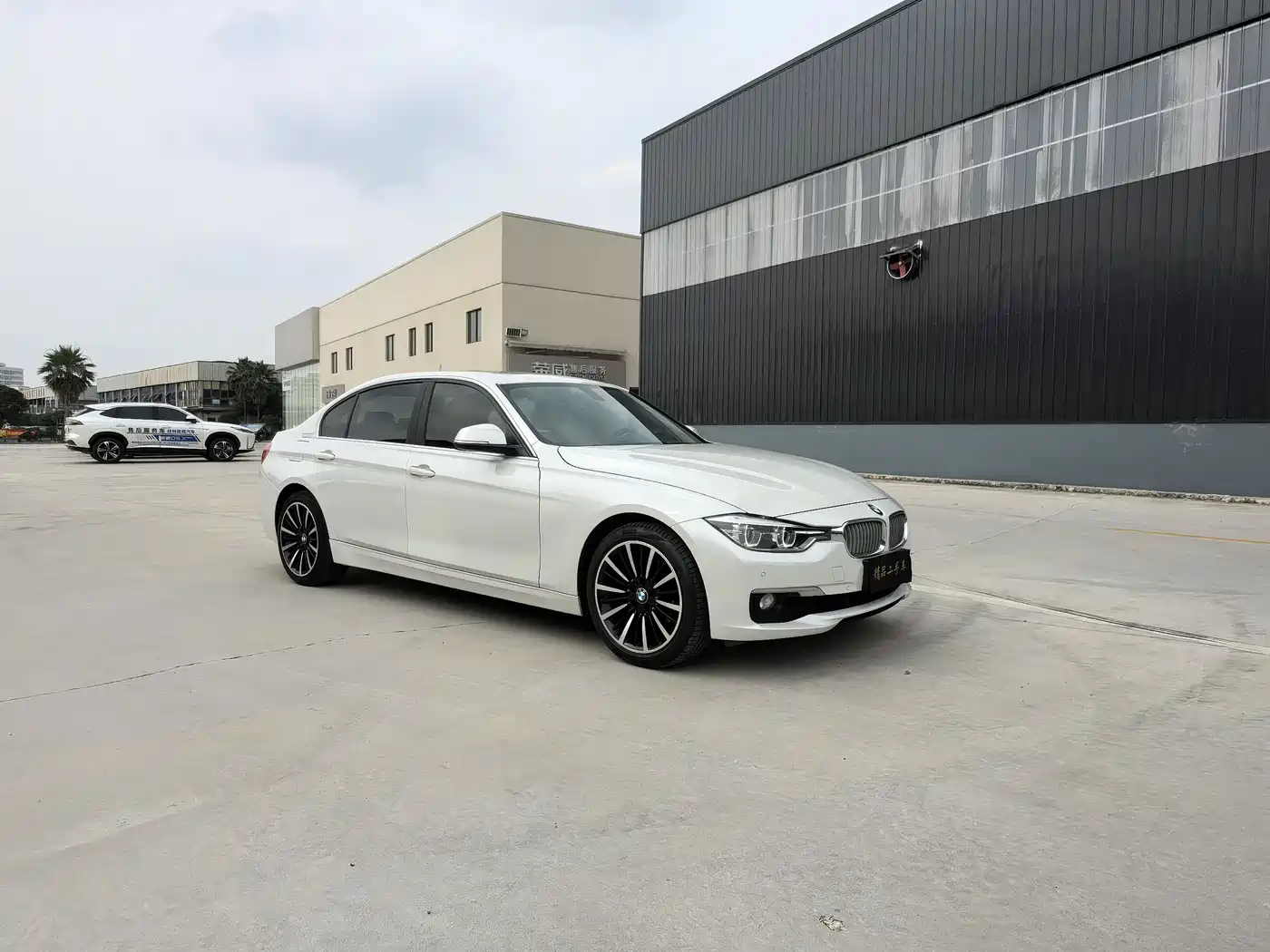 BMW 3 Series 2018 320Li Fashion Style фото 3