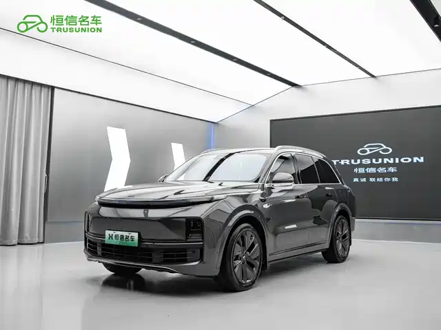 Li Auto Li L8 2024