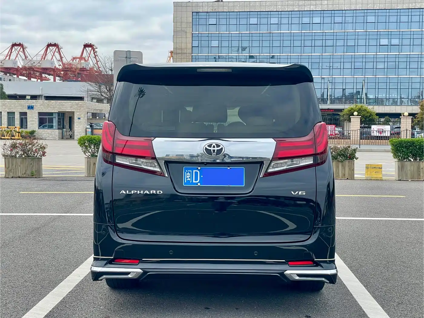 Toyota Alphard 2015 3.5L Luxury Edition фото 6