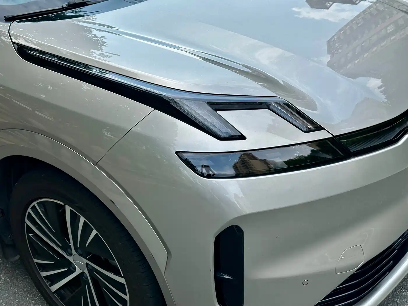 Lynk & Co 08 EM-P 2023 120km Long Range Halo фото 5