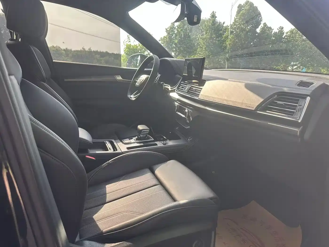 Audi Q5L 2024 Model 40 TFSI Luxury Dynamic фото 9