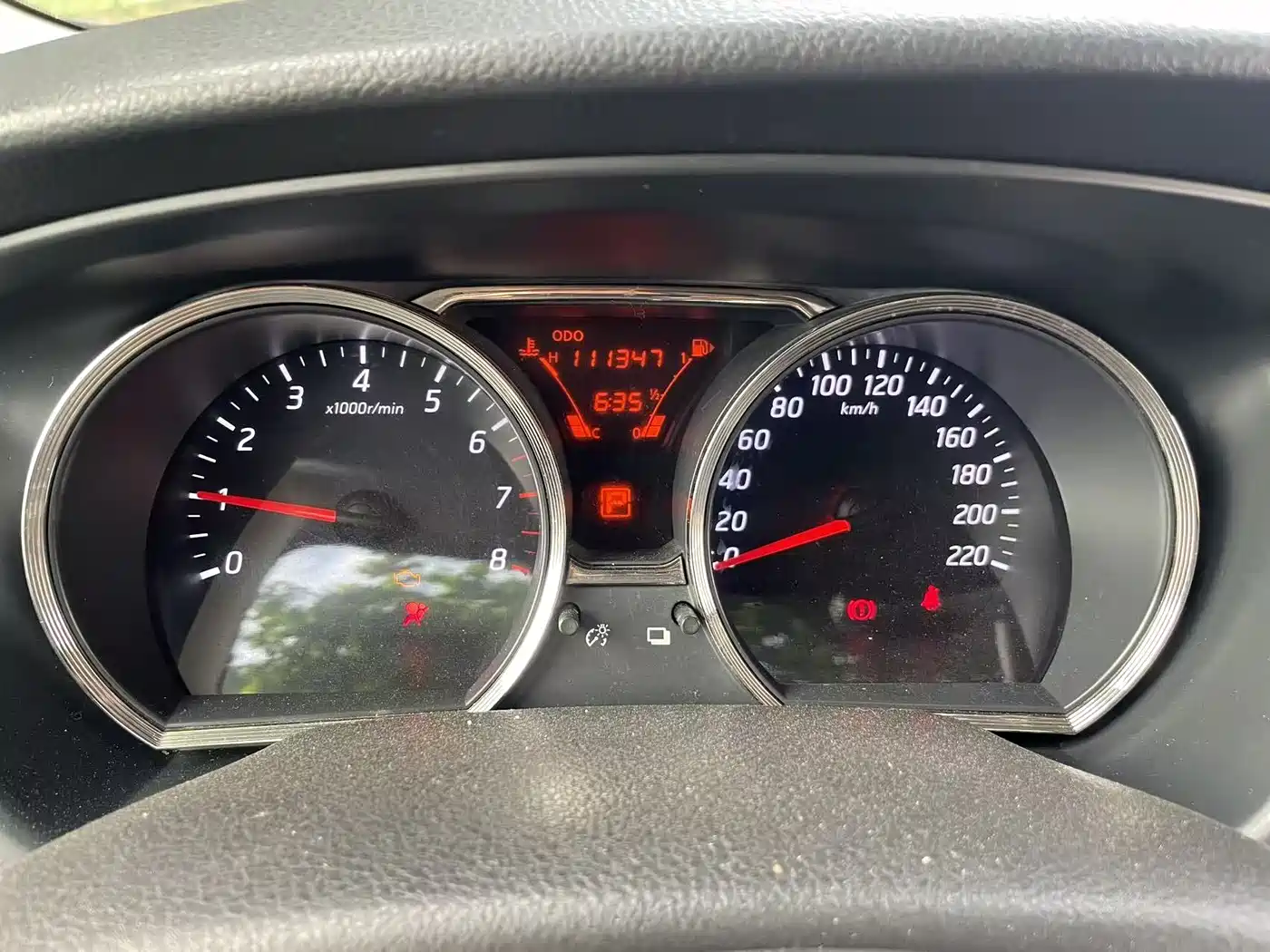 Nissan Livina 2013 2013 Sharp 1.6XL CVT Comfort