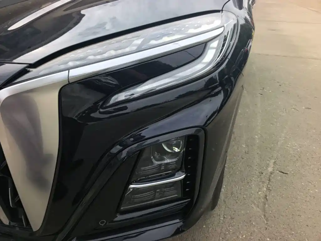 Hongqi HS3 PHEV 2026 2025 PHEV 117km Power PLUS Edition