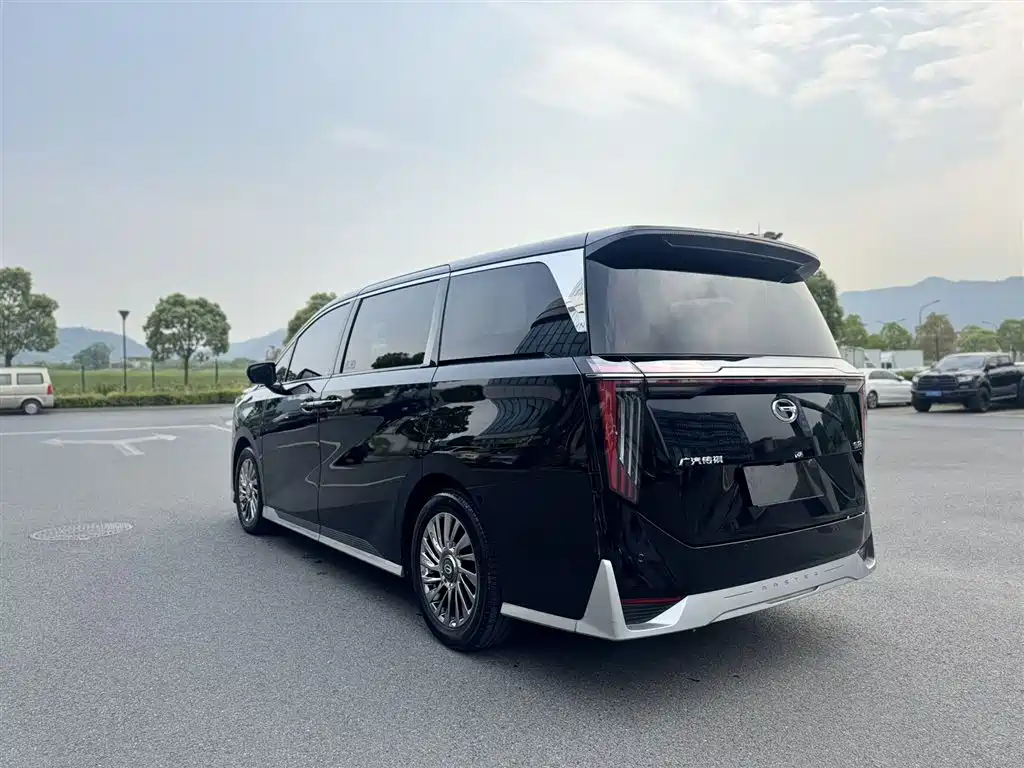 GAC Trumpchi Trumpchi M8 2023 Model Master Series 400T Ultimate Edition фото 4