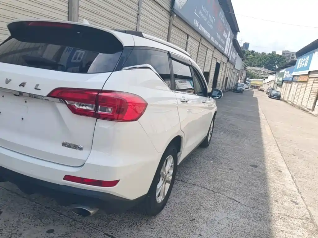 Haval M6 2018 2017 1.5T Automatic 2WD Elite