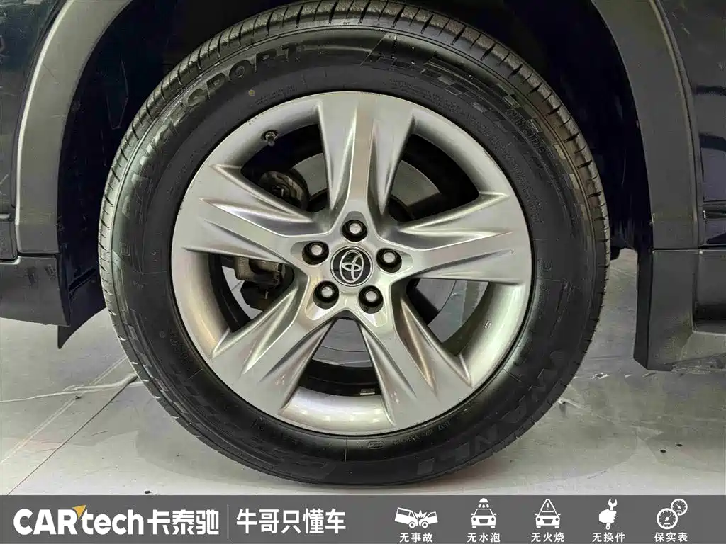 Toyota Highlander 2018 2.0T 4WD Luxury 7-seater China VI фото 10